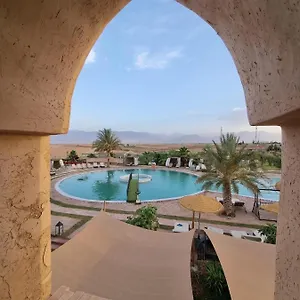 Bed & Breakfast Les Jardins D Amizmiz 6 Piscines Wawizelte